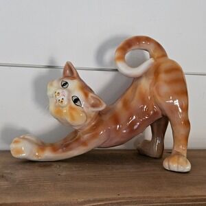 Pacific Rim Stretching Cat Figurine Ceramic Orange Tabby Vintage Style Decor